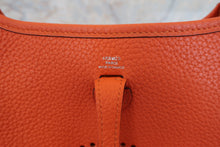画像をギャラリービューアに読み込む, HERMES/エルメス エブリンTPM トリヨンクレマンス オレンジ X刻印 ショルダーバッグ 700030118