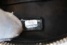 Load image into Gallery viewer, CHANEL Matelasse round chain shoulder bag Lambskin Black/Gold hadware Shoulder bag 700060266