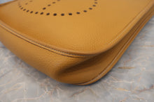 画像をギャラリービューアに読み込む, HERMES/エルメス エブリン1GM アルデンヌ ナチュラル ショルダーバッグ 700110101