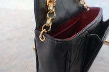 Load image into Gallery viewer, CHANEL Matelasse chain shoulder bag Lambskin Black/Gold hadware Shoulder bag 700120217