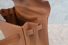 Load image into Gallery viewer, HERMES KELLY 32 Graine Couchevel leather Natural 〇Y Engraving Shoulder bag 700090013