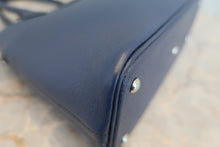Load image into Gallery viewer, HERMES/BOLIDE 27 Chevre myzore goatskim Blue brighton □J Engraving Shoulder bag 800060148