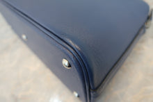Load image into Gallery viewer, HERMES/BOLIDE 27 Chevre myzore goatskim Blue brighton □J Engraving Shoulder bag 800060148