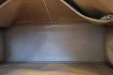 Load image into Gallery viewer, HERMES KELLY 32 Graine Couchevel leather Natural 〇Y Engraving Shoulder bag 700090013