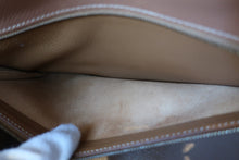 Load image into Gallery viewer, HERMES KELLY 32 Graine Couchevel leather Natural 〇Y Engraving Shoulder bag 700090013