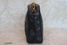 Load image into Gallery viewer, CHANEL Matelasse fringe chain shoulder bag Lambskin Black/Gold hadware Shoulder bag 700100061