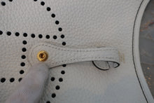 将图片加载到图库查看器,HERMES EVELYNE TPM Clemence leather New white W刻印 Shoulder bag 700020218
