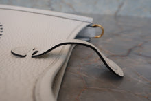 将图片加载到图库查看器,HERMES EVELYNE TPM Clemence leather New white W刻印 Shoulder bag 700020218
