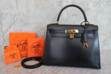 Load image into Gallery viewer, HERMES KELLY 28 Box carf leather Black 〇R Engraving Shoulder bag 700090002