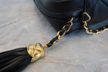 Load image into Gallery viewer, CHANEL Matelasse fringe chain shoulder bag Lambskin Black/Gold hadware Shoulder bag 700100061