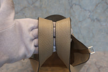Load image into Gallery viewer, HERMES PICOTIN LOCK MM Clemence leather Trench X Engraving Hand bag 800060137