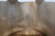 Load image into Gallery viewer, HERMES PICOTIN LOCK MM Clemence leather Trench X Engraving Hand bag 800060137