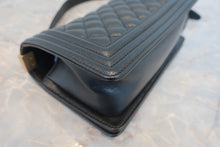 将图片加载到图库查看器,CHANEL/香奈儿 Leboy 链条包 荔枝皮 Black/Gold hadware(黑色/金色金属) 肩背包 800080037