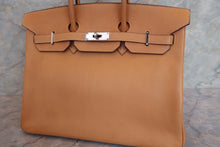 Load image into Gallery viewer, HERMES BIRKIN 35 Ardennes leather Natural □J Engraving Hand bag 700030294