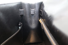 Load image into Gallery viewer, HERMES KELLY 32 Box carf leather Black ○T Engraving Shoulder bag 800090062