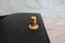 将图片加载到图库查看器,CHANEL/香奈儿 Leboy 链条包 荔枝皮 Black/Gold hadware(黑色/金色金属) 肩背包 800080037