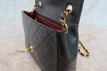 画像をギャラリービューアに読み込む, CHANEL/シャネル ミニマトラッセシングルフラップチェーンショルダーバッグ ラムスキン ブラック/ゴールド金具 ショルダーバッグ 700110124