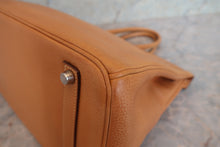 Load image into Gallery viewer, HERMES BIRKIN 35 Ardennes leather Natural □J Engraving Hand bag 700030294