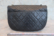 将图片加载到图库查看器,CHANEL/香奈儿 CF 链条包 羊皮 Black/Gold hadware(黑色/金色金属) 肩背包 800070178