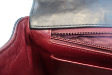 將圖片載入圖庫檢視器 CHANEL/シャネル Vステッチチェーンショルダーバッグ ラムスキン ブラック/ゴールド金具 ショルダーバッグ 700100068