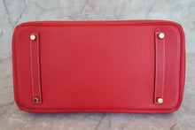 將圖片載入圖庫檢視器 HERMES/エルメス キャンディバーキン35 ヴォーエプソン ルージュカザック/ブルータラサ ハンドバッグ 700090019