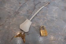 Load image into Gallery viewer, HERMES BIRKIN 30 Clemence leather Craie D Engraving Hand bag 700070286