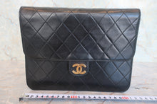 将图片加载到图库查看器,CHANEL/香奈儿 CF 按压锁 链条包 羊皮 Black/Gold Hardware(黑色/金色金属) 肩背包 800070118
