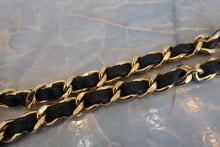将图片加载到图库查看器,CHANEL/香奈儿 CF 按压锁 链条包 羊皮 Black/Gold Hardware(黑色/金色金属) 肩背包 800070118