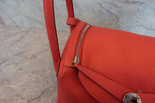 画像をギャラリービューアに読み込む, HERMES/エルメス リンディ30 トリヨンクレマンス カプシーヌ T刻印 ショルダーバッグ 800020070