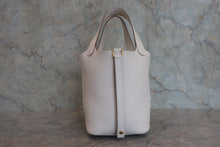 画像をギャラリービューアに読み込む, HERMES/エルメス ピコタンロックPM トリヨンクレマンス グリペール W刻印 ハンドバッグ 800010181