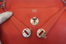 画像をギャラリービューアに読み込む, HERMES/エルメス リンディ30 トリヨンクレマンス カプシーヌ T刻印 ショルダーバッグ 800020070