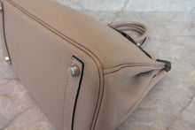 Load image into Gallery viewer, HERMES BIRKIN 30 Clemence leather Gris tourterelle □L Engraving Hand bag 700080037