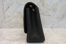 Load image into Gallery viewer, CHANEL  Diana matelasse chain shoulder bag Caviar skin Black/Gold hadware Shoulder bag 700090039