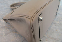 Load image into Gallery viewer, HERMES BIRKIN 30 Clemence leather Gris tourterelle □L Engraving Hand bag 700080037