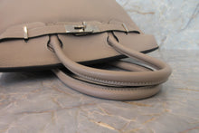 Load image into Gallery viewer, HERMES BIRKIN 30 Clemence leather Gris tourterelle □L Engraving Hand bag 700080037