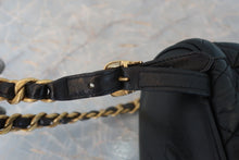 将图片加载到图库查看器,CHANEL/香奈儿 CF 链背包 羊皮 Black/Gold hadware(黑色/金色金属) 背包 800070105