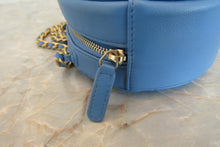 画像をギャラリービューアに読み込む, CHANEL/シャネル シャネル19マトラッセラウンドチェーンショルダーバッグ ラムスキン ブルー/ゴールド金具 ショルダーバッグ 700070071