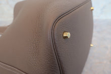 画像をギャラリービューアに読み込む, HERMES/エルメス ピコタンロックMM トリヨンクレマンス エトゥープ Z刻印 ハンドバッグ 700120214