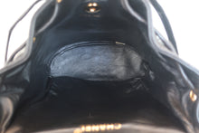 将图片加载到图库查看器,CHANEL/香奈儿 CF 链背包 羊皮 Black/Gold hadware(黑色/金色金属) 背包 800070105