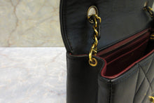 Load image into Gallery viewer, CHANEL  Diana matelasse chain shoulder bag Lambskin Black/Gold hadware Shoulder bag 700090032