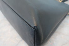 画像をギャラリービューアに読み込む, CHANEL/シャネル ココマークチェーンショルダーバッグ キャビアスキン ブラック/ゴールド金具 ショルダーバッグ 800010182