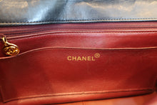 Load image into Gallery viewer, CHANEL Bias stitch chain shoulder bag Lambskin Black/Gold hadware Shoulder bag 800060177