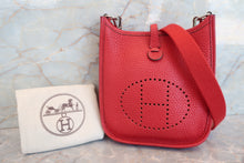 画像をギャラリービューアに読み込む, HERMES/エルメス エブリンTPM トリヨンクレマンス ルージュカザック □Q刻印 ショルダーバッグ 700050147
