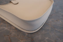 画像をギャラリービューアに読み込む, HERMES/エルメス エブリンTPM トリヨンクレマンス ナタ B刻印 ショルダーバッグ 800040136