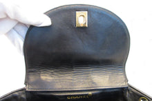 Load image into Gallery viewer, HANEL Matelasse Chain back pack Lambskin Black/Gold hadware Back pack 700090031