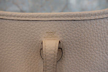 画像をギャラリービューアに読み込む, HERMES/エルメス エブリンTPM トリヨンクレマンス ナタ B刻印 ショルダーバッグ 800040136