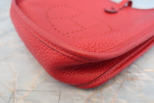 画像をギャラリービューアに読み込む, HERMES/エルメス エブリンTPM トリヨンクレマンス ルージュカザック □Q刻印 ショルダーバッグ 700050147