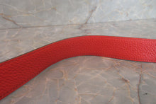 Load image into Gallery viewer, HERMES LINDY 30Verso Clemence leather Sanguine/Rose jaipur T Engraving Shoulder bag 700070087