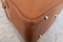 画像をギャラリービューアに読み込む, HERMES/エルメス リンディ34 トリヨンクレマンス ゴールド □R刻印 ショルダーバッグ 800030076