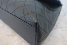 画像をギャラリービューアに読み込む, CHANEL/シャネル マトラッセ台形ハンドバッグ キャビアスキン ブラック/ゴールド金具 ハンドバッグ 800020013